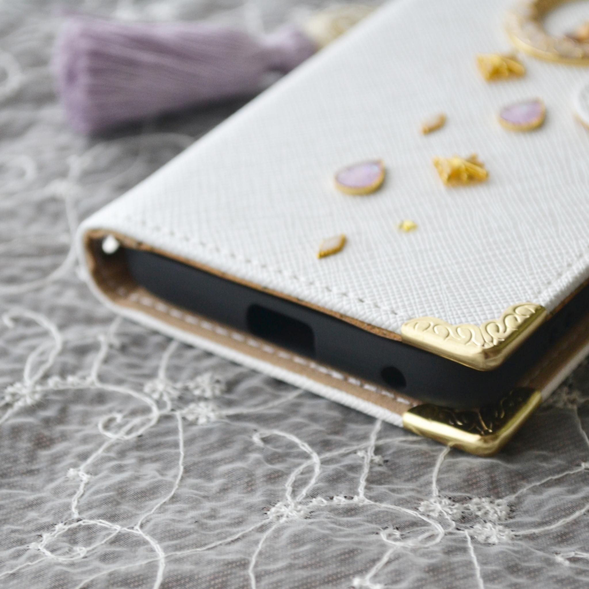 白と紫の手帳型スマホケース『猫と月のロマンティック』ラベンダー 全機種対応 ワンランク上の傷が目立ちにくい生地使用◎ | 9枚目