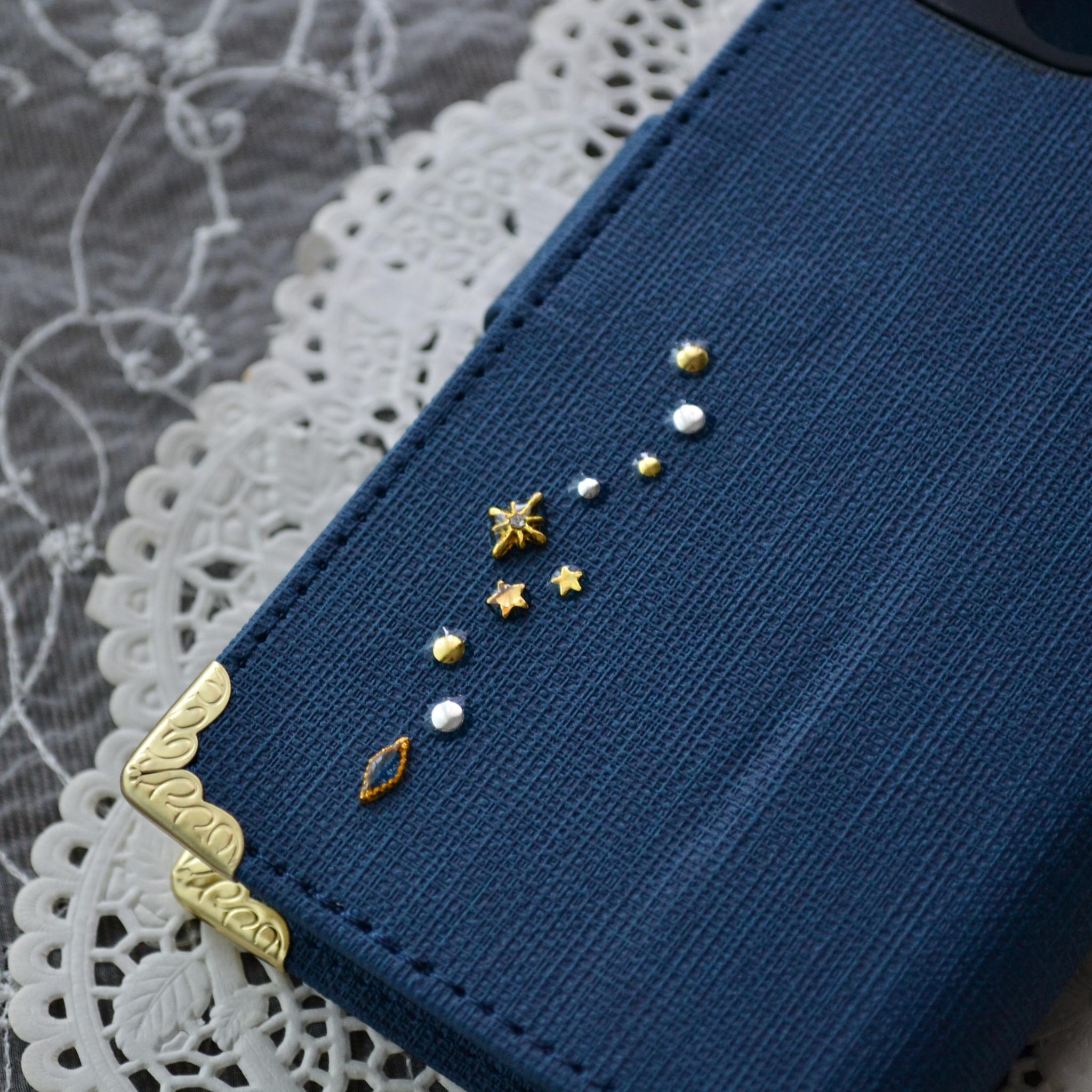 手帳型スマホケース『ブルームーンと青い流星』キラッと光る！全機種対応◎ワンランク上のネイビー生地使用。右利きor左利き | 6枚目