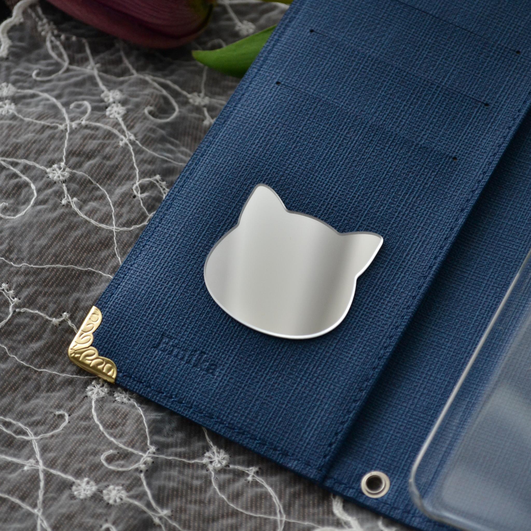 手帳型スマホケース『ブルームーンと青い流星』キラッと光る！全機種対応◎ワンランク上のネイビー生地使用。右利きor左利き | 7枚目