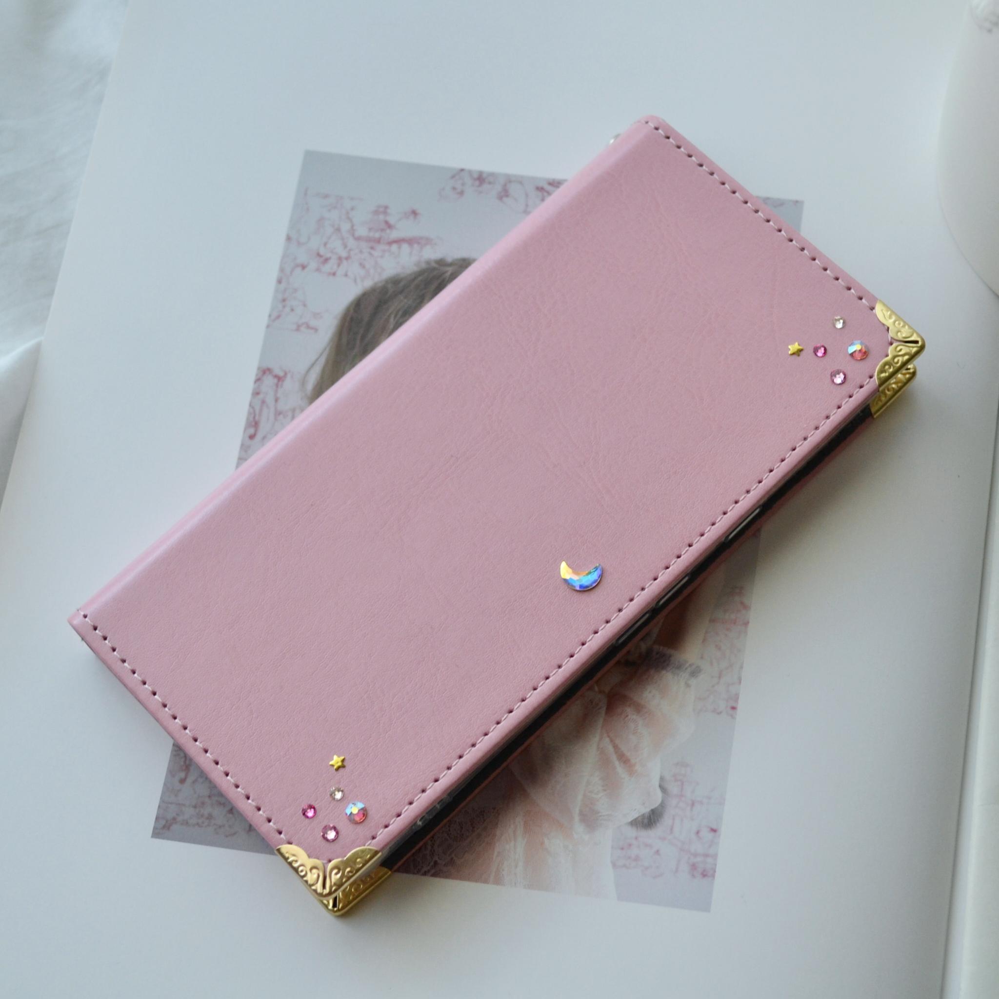 ベルトなし手帳型スマホケース『月と星屑のスマホ手帳』-三日月のクリスタル-　ピンク 全機種対応◎