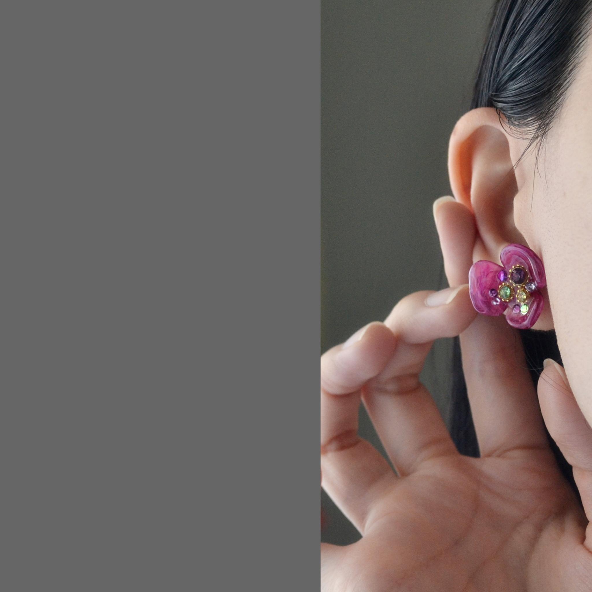 イヤリング『Grape』紫の宝石。スワロの実ををぎゅっと詰め込んだ、ノンホールピアス or ピアス | 5枚目