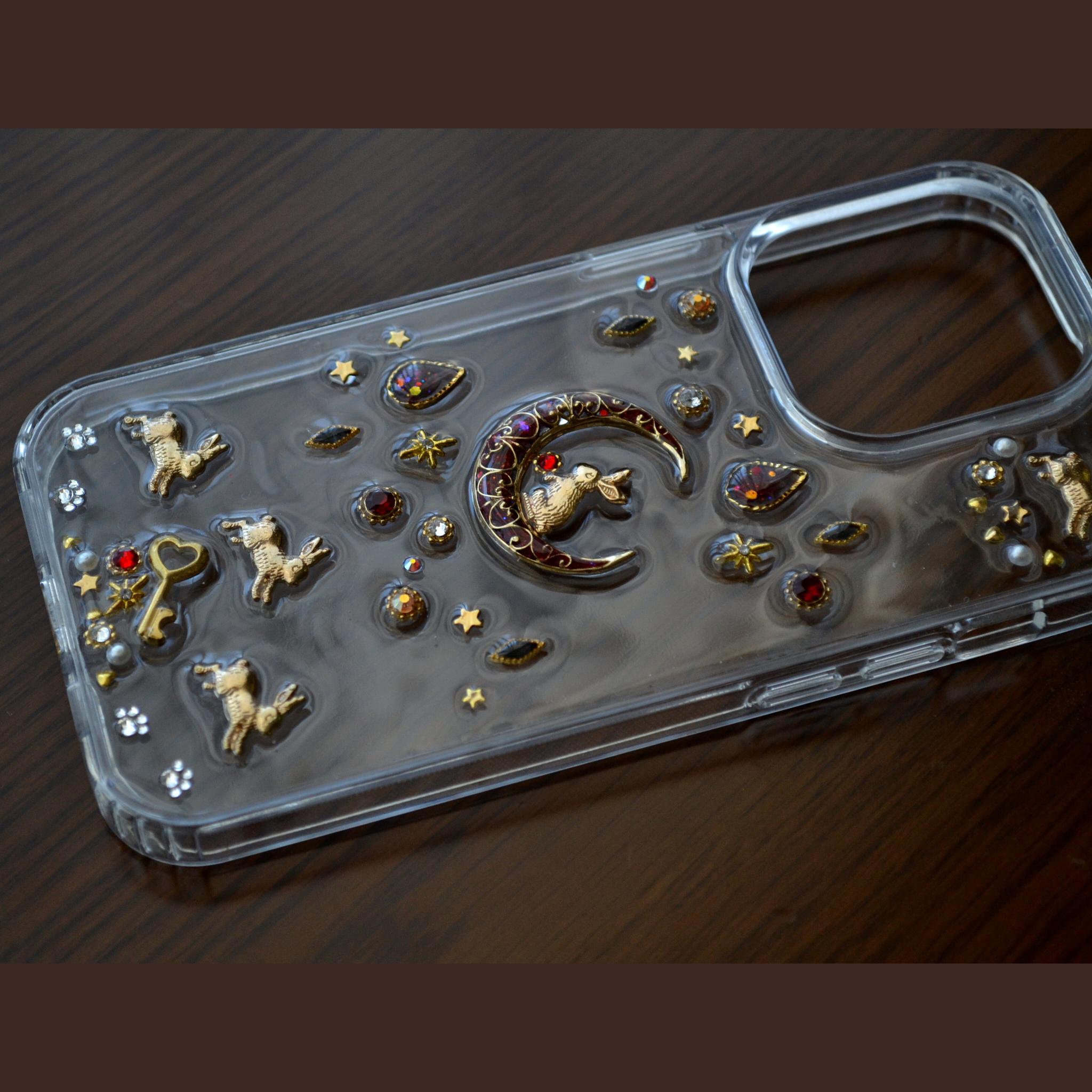 ルビーレッドなスマホケース『うさぎと月のメリーゴーランド』使いやすい！ソフト×ハード素材のクリアケース 全機種製作可能 | 7枚目