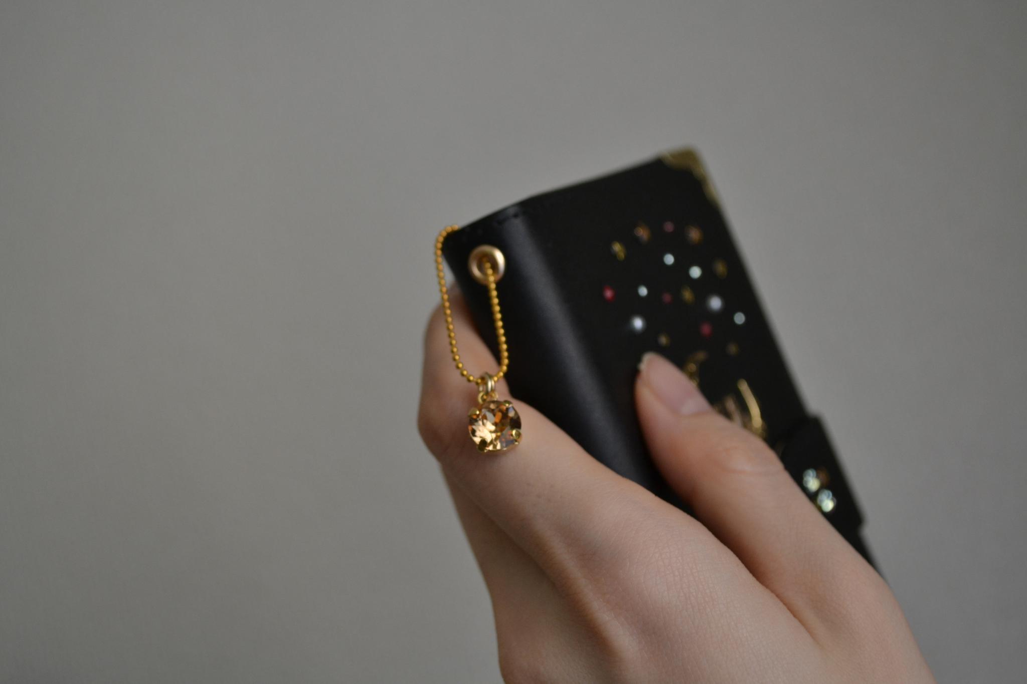 手帳型スマホケース『猫と月のロマンティック』満天の星　赤のしずくver 黒　本革　全機種注文可能 | 8枚目